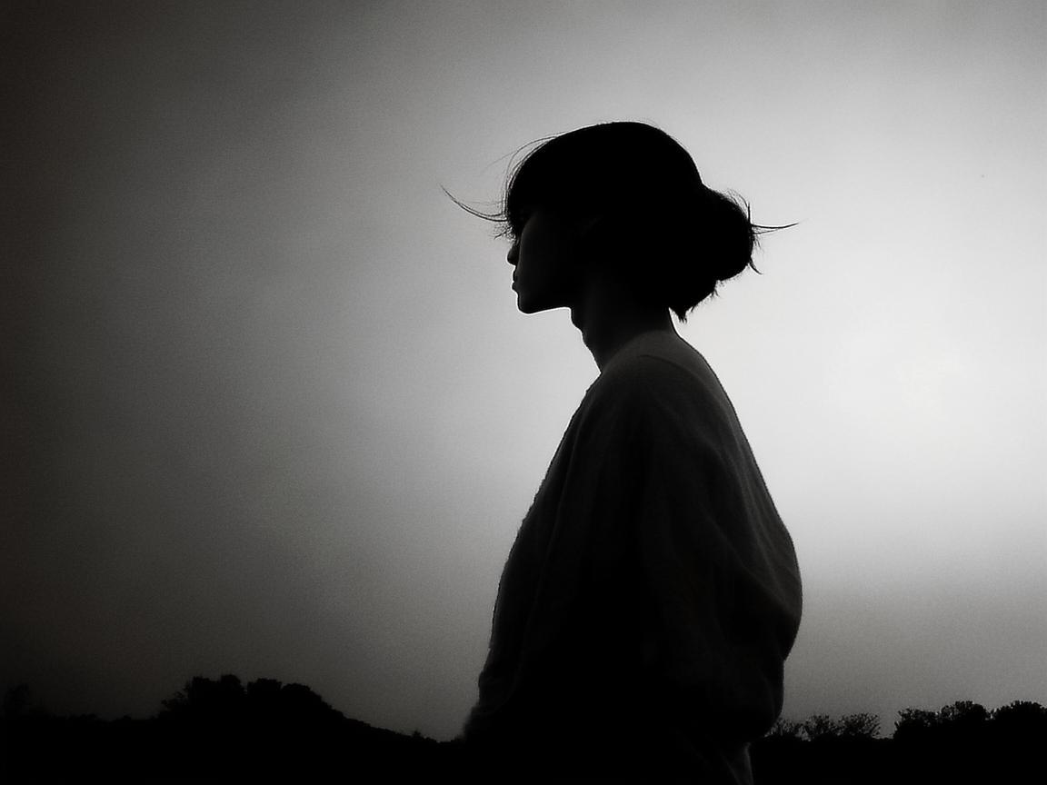 殡仪馆告别厅里的别样守护